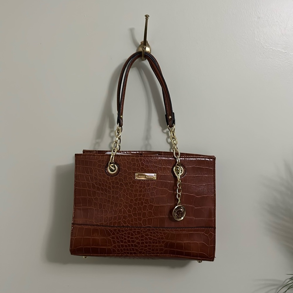 Anne Klein Handbag Caramel Leather Gold Chain Shoulder Bag Inside Pockets